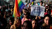 Chile: Senado aprueba el proyecto de ley para legalizar el matrimonio igualitario. Foto referencial: CNN Chile