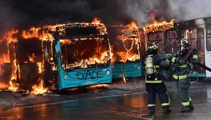 Tres muertos tras desmanes en Santiago de Chile. Foto: AFP.