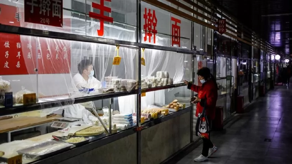 China halla una muestra viva de coronavirus en embalaje de bacalao congelado. Foto: EFE