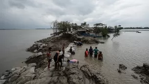 Ciclón Amphan deja al menos 84 muertos en Bangladesh e India. Foto: AFP