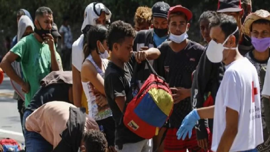 Colombia pide ayuda internacional para vacunar contra la COVID-19 a un millón de venezolanos indocumentados. Foto: AFP referencial