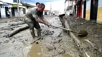 Pueblo colombiano cubierto de lodo tras avalancha. Video: AFP