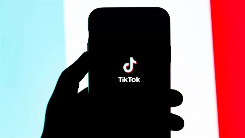 Comisión Europea y Consejo de la Unión Europea vetan uso de TikTok en dispositivos oficiales