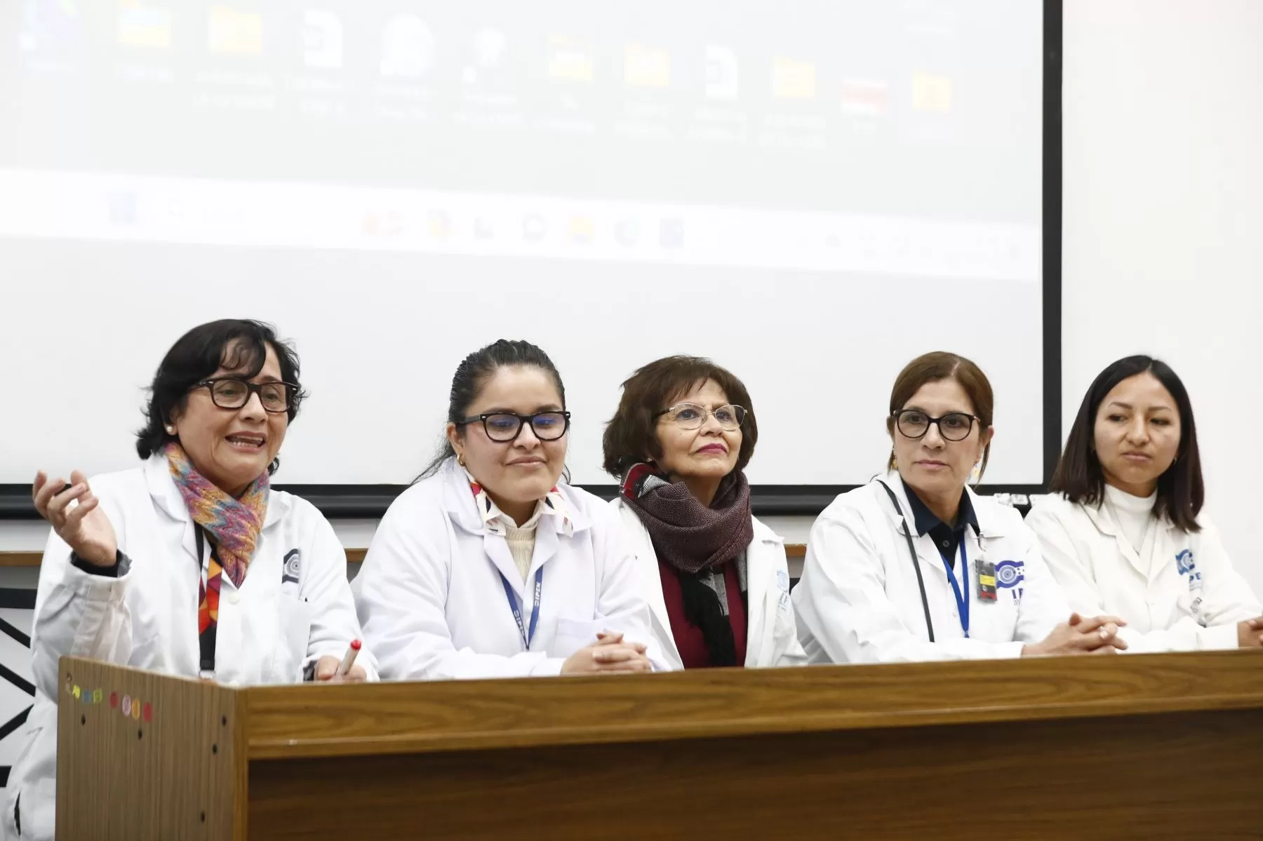 Yaela Beraun Bellido, la primera mujer en operar el reactor nuclear peruano. Foto: Andina