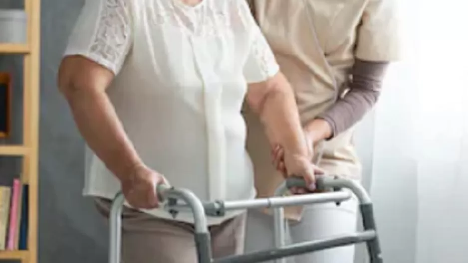 Coronavirus: Mujer de 103 años se cura del covid-19. Foto: Shutterstock