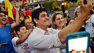 Carlos Alvarado fue elegido presidente en Costa Rica. Foto: Twitter @CarlosAlvQ / Video: AFP