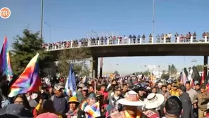 Cinco policías muertos y escasez de alimentos en Bolivia agravan crisis. / Video: América Noticias
