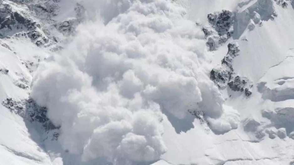 Avalancha en los Alpes de Francia. (Vía: Twitter)