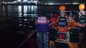 Ferri se hunde y deja varios muertos y desaparecidos en Bali / AFP / América Noticias