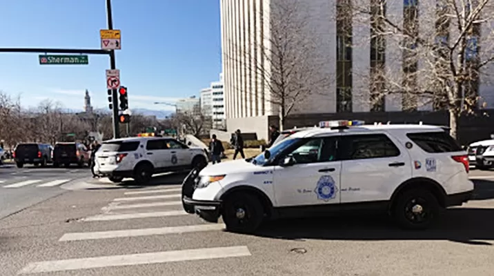 Tiroteo en Denver, Colorado. Foto: CBS Tiroteo en Denver, Colorado. Foto: CBS