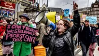 Día de la Mujer: Mujeres en el mundo marchan por igualdad pese al temor al coronavirus. Foto: AFP