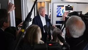 El presidente de los Estados Unidos, Donald Trump, habla con la prensa en el avión presidencial rumbo a Roma para asistir al funeral del papa Francisco. Foto: AFP. Video: Canal N