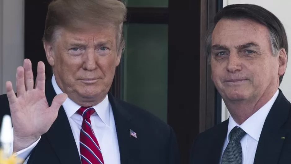 Donald Trump ofrece a Jair Bolsonaro ayuda de Estados Unidos para combatir incendios en la Amazonía. Foto: AFP