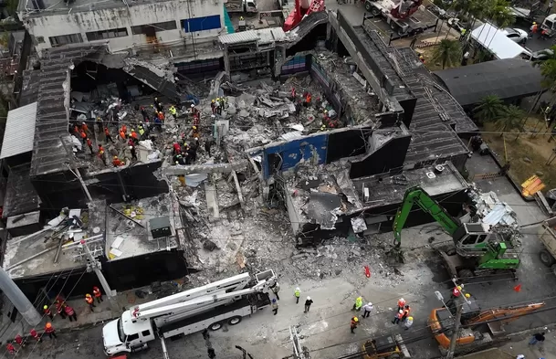 El techo de la discoteca Jet Set en Santo Domingo colapsó la madrugada del 8 de abril / AFP El techo de la discoteca Jet Set en Santo Domingo colapsó la madrugada del 8 de abril / AFP