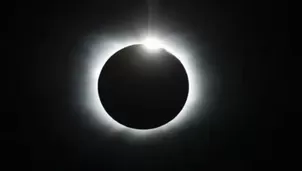 Este miércoles 12 de agosto se registrará un eclipse solar total visible en Groenlandia, Islandia, Rusia y España. El fenómeno no se verá en el Perú, pero la NASA lo transmitirá en vivo. Video: Canal N / Foto: ANDINA