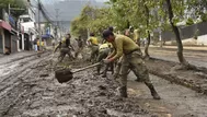 Ecuador: Buscan víctimas en cancha arrasada por aluvión en Quito