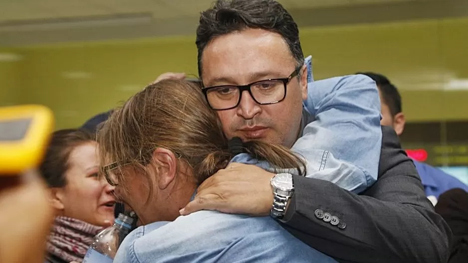 Familiares de los secuestrados esperan el pronunciamiento de autoridades. Foto: AFP