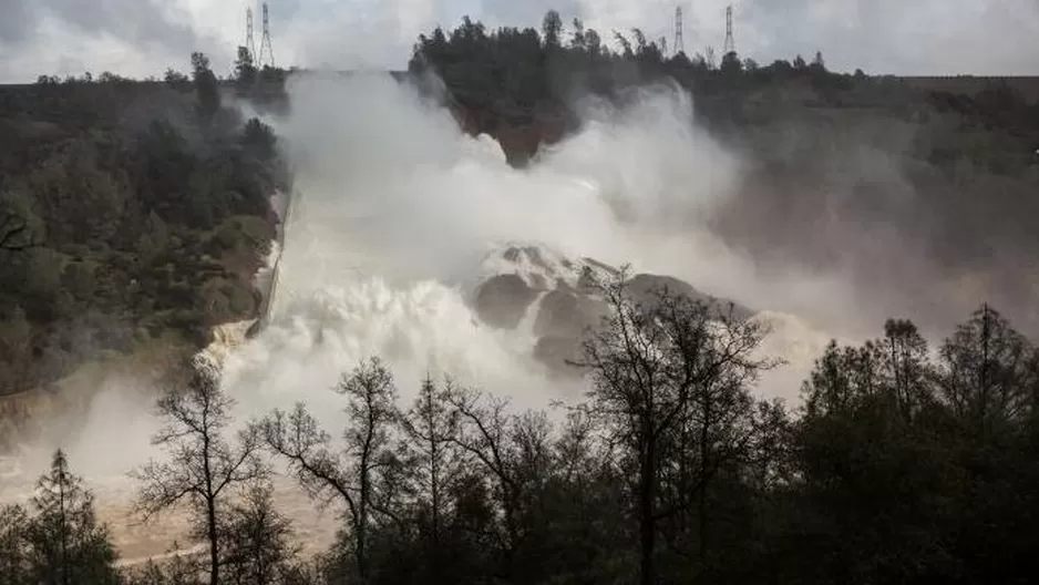 Represa Oroville. (Vía: Twitter) Represa Oroville. (Vía: Twitter)