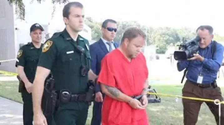 Estados Unidos: arrestan a hombre que viajaba con cadáveres de su esposa y 4 hijos. Foto: Excelsior Estados Unidos: arrestan a hombre que viajaba con cadáveres de su esposa y 4 hijos. Foto: Excelsior