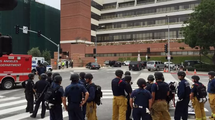 El Departamento de Policía de Los Ángeles informó que el suceso tuvo lugar en Boelter Hall, dentro del campus de Ciencias. (Vía: Twitter) El Departamento de Policía de Los Ángeles informó que el suceso tuvo lugar en Boelter Hall, dentro del campus de Ciencias. (Vía: Twitter)