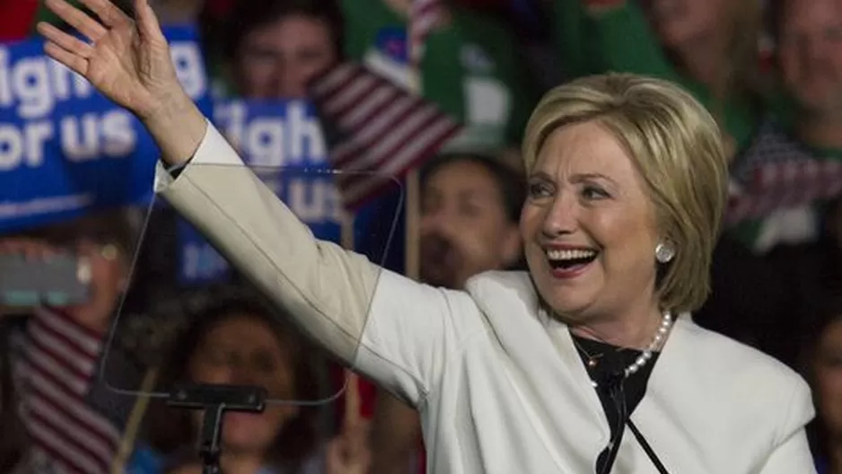 Clinton precisa que la lucha frente a Sanders aún continúa. Foto: azcentral.com