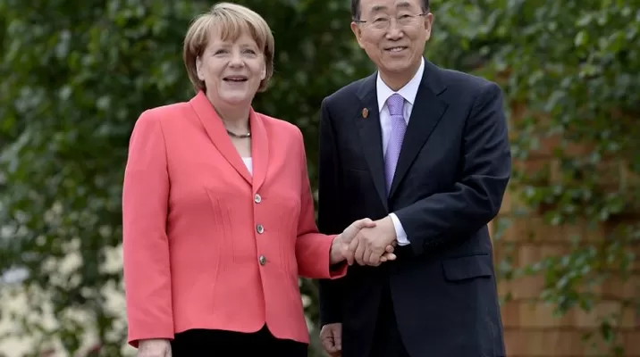 Ban Ki-moon y Angela Merkel. (Vía: AFP) Ban Ki-moon y Angela Merkel. (Vía: AFP)