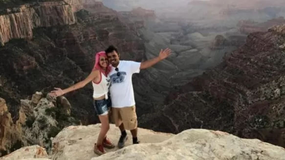 La pareja, que viv&iacute;a en Estados Unidos, era entusiasta de los viajes y ten&iacute;an un blog llamado &quot;Holidays and HappilyEverAfters&quot; que relataba sus aventuras. (Foto: Instagram)