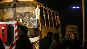 Los turistas y su gu&iacute;a egipcio murieron en la explosi&oacute;n de una bomba al paso del bus. (Foto: EFE/Video: AFP)