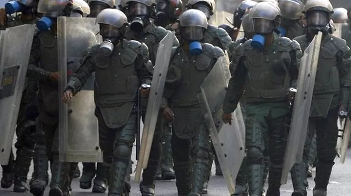 España no le venderá más material antidisturbios a Venezuela España no le venderá más material antidisturbios a Venezuela