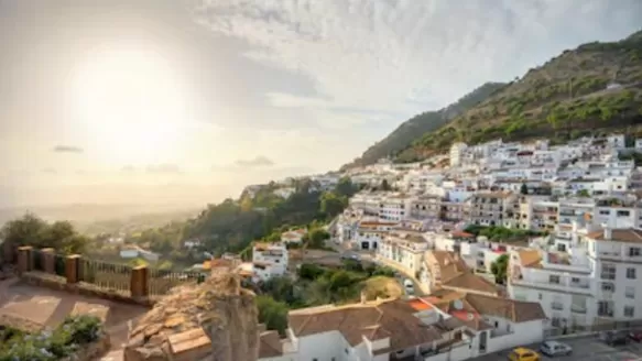 España: 3 turistas británicos mueren en la piscina de un complejo turístico. Foto: Shutterstock