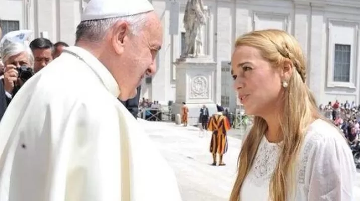 Esposa de López al papa Francisco: En Venezuela “se están violando los DDHH” Esposa de López al papa Francisco: En Venezuela “se están violando los DDHH”