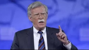 &quot;EE.UU. considerar&aacute; eximir a todo militar que defienda la democracia y reconozca al gobierno de Guaid&oacute;&quot;, anunci&oacute; Bolton en Twitter. (Foto: AFP)