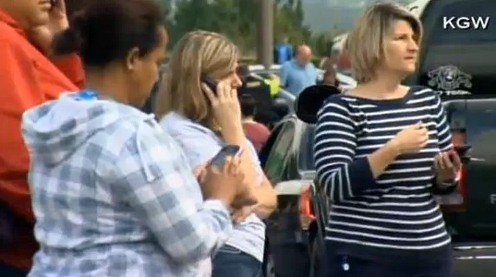 Registran balacera en escuela de Oregon en Estados Unidos Registran balacera en escuela de Oregon en Estados Unidos