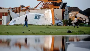 La Cruz Roja abrió refugios para acoger a las familias que se quedaron repentinamente sin hogar. (Vía: AFP)