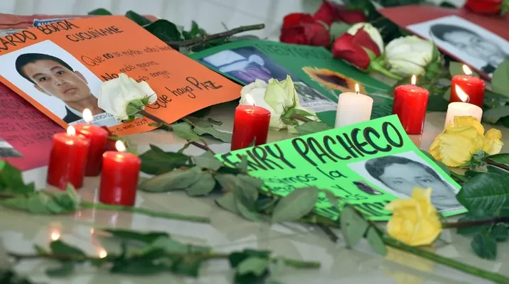 Tributo a las víctimas mortales del conflicto interno en Colombia. Foto: AFP. Tributo a las víctimas mortales del conflicto interno en Colombia. Foto: AFP.