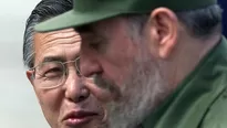 El expresidente Alberto Fujimori junto a Fidel Castro. (Vía: AFP)