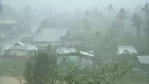 Filipinas: 16 muertos y cientos de turistas atrapados por paso del tifón Phanfone. Foto y video: AFP