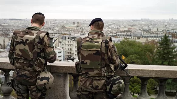 Durante el estado de emergencia en Francia se ha dictado arresto domiciliario a 118 personas. Foto: EFE