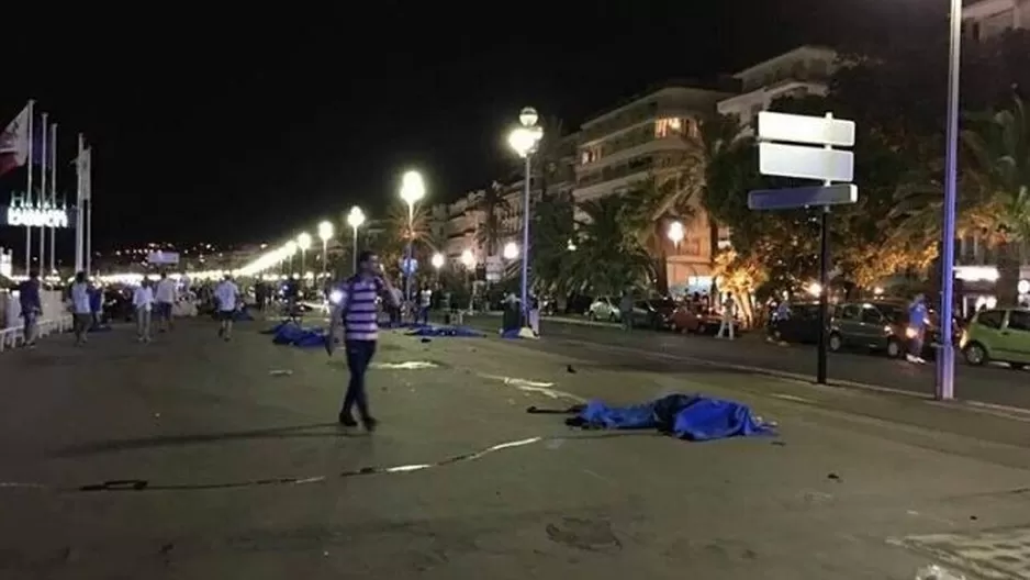 Atentado dejó decenas de muertos. (Vía: AFP)