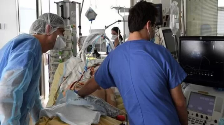 Francia detecta una nueva variante del coronavirus en la región de Bretaña. Foto referencial: AFP Francia detecta una nueva variante del coronavirus en la región de Bretaña. Foto referencial: AFP