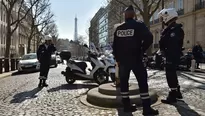 Policía francesa permanece cerca de la sede del FMI tras atentado. Foto: AFP