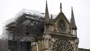 Esto es todo lo que sabe del violento incendio que arrasó el lunes la emblemática catedral de Notre Dame de París. Foto: EFE