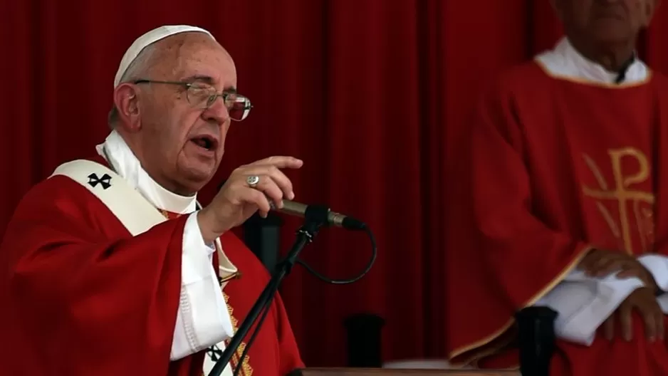 papa Francisco celebra misa en Holgu&iacute;n. (Via: AFP)