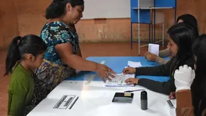 En Guatemala, ciudadanos acuden este domingo a las urnas para elegir presidente. Foto y video: AFP