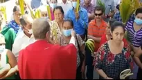 Honduras: Sacerdote le arranca la mascarilla a fieles. Foto: Captura / Video: VMH Noticias