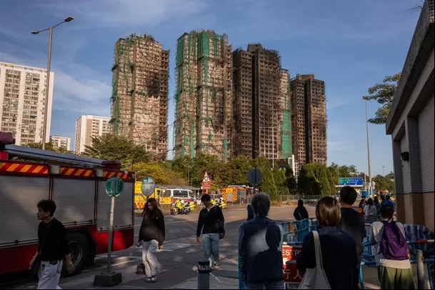 Este viernes, los boberos informaron que el incendio estaba "practicamente extinguido" / AFP Este viernes, los boberos informaron que el incendio estaba "practicamente extinguido" / AFP