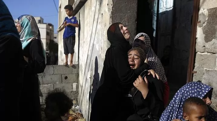 Mujeres palestinas lloran en Gaza la muerte de un ser querido en un ataque israelí sobre la ciudad de Gaza (Foto: AFP) Mujeres palestinas lloran en Gaza la muerte de un ser querido en un ataque israelí sobre la ciudad de Gaza (Foto: AFP)