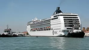 Italia: crucero chocó con un barco turístico en Venecia y dejó 4 heridos. Foto: AFP