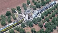 Rescatistas trabajaron toda la noche buscando supervivientes del accidente ferroviario en Italia. (Vía: AFP)