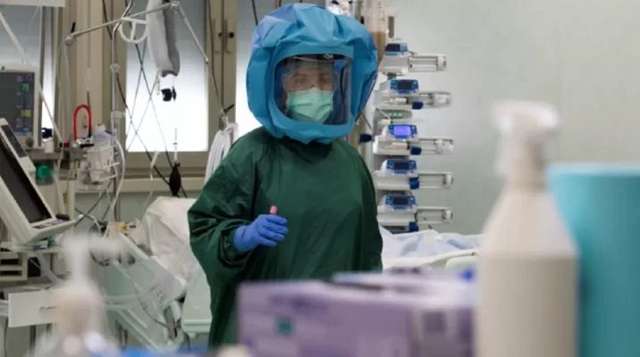 Italia: Recién nacida fue abandonada en hospital tras dar positivo al COVID-19. Foto: AFP referencial Italia: Recién nacida fue abandonada en hospital tras dar positivo al COVID-19. Foto: AFP referencial